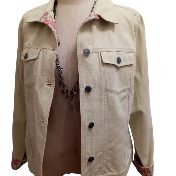 LL Beans Shalow Mikaqi, pink flower denim jacket - Picture 2 of 6